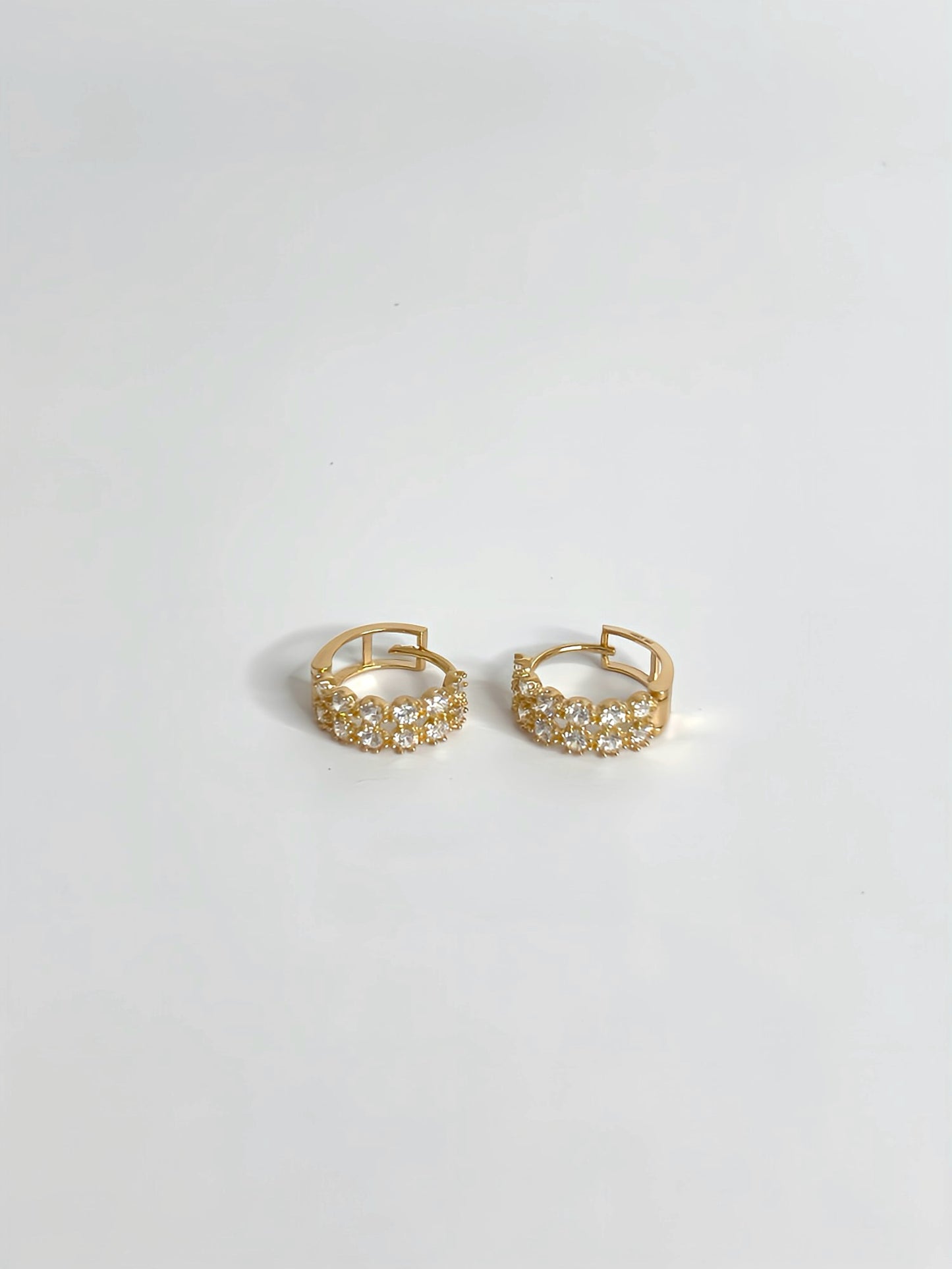 Zirconia huggie earrings