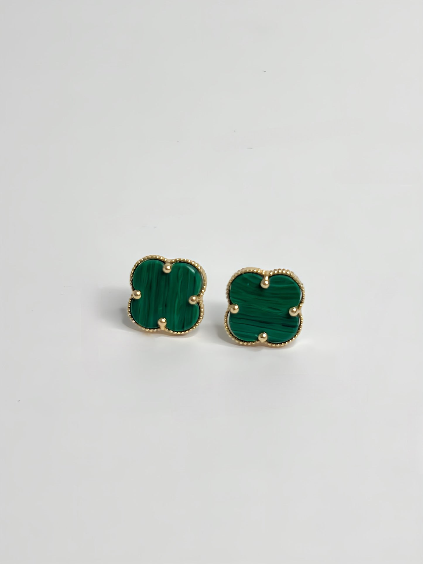 Green clover earrings