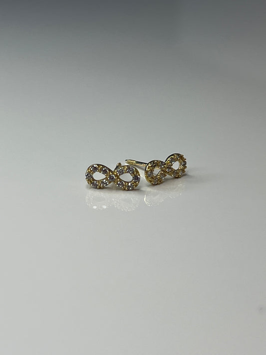 Infinity zirconia earrings