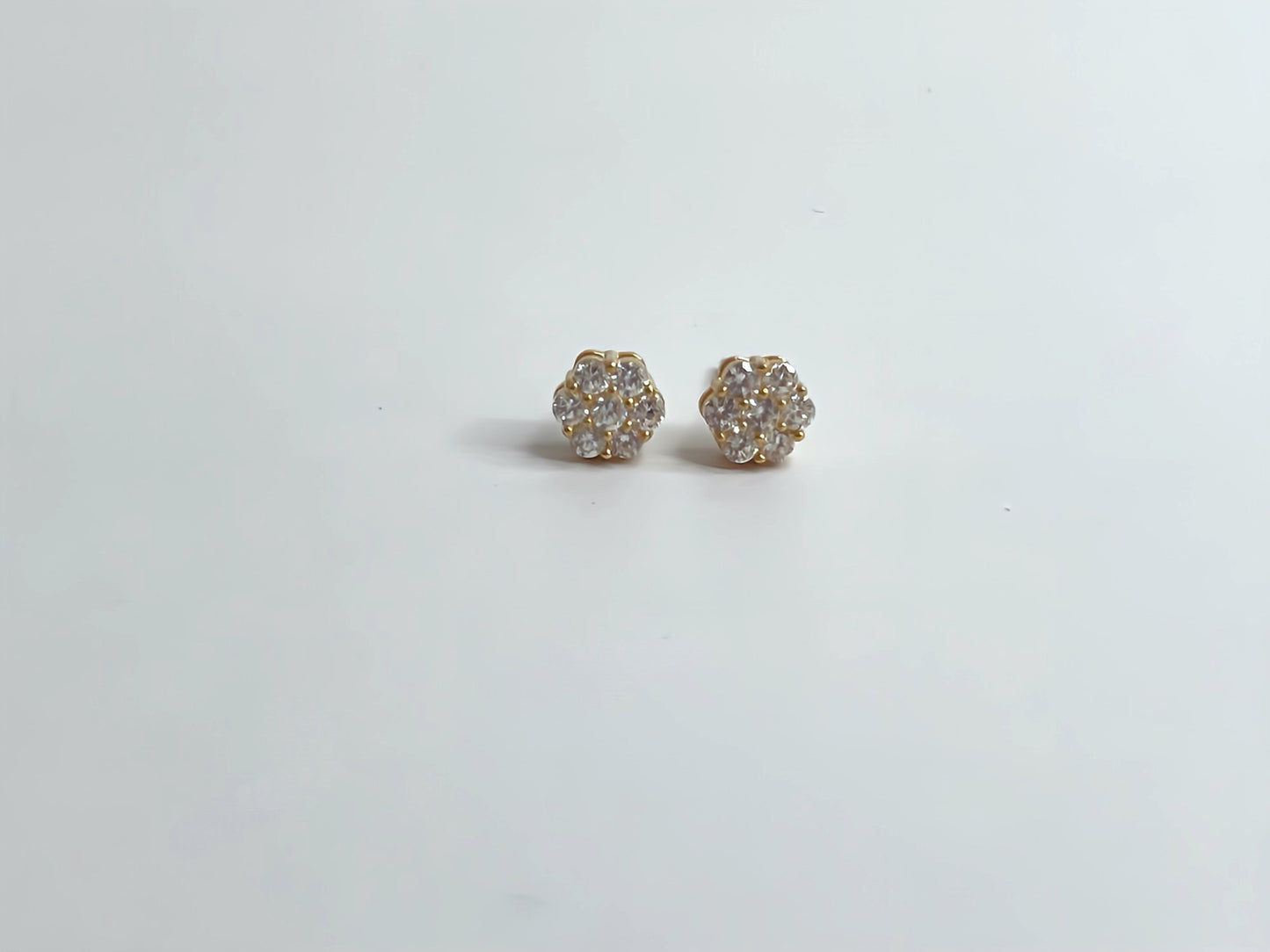 Mini flower zirconia earrings