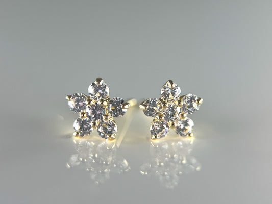Flower zirconia stud earrings