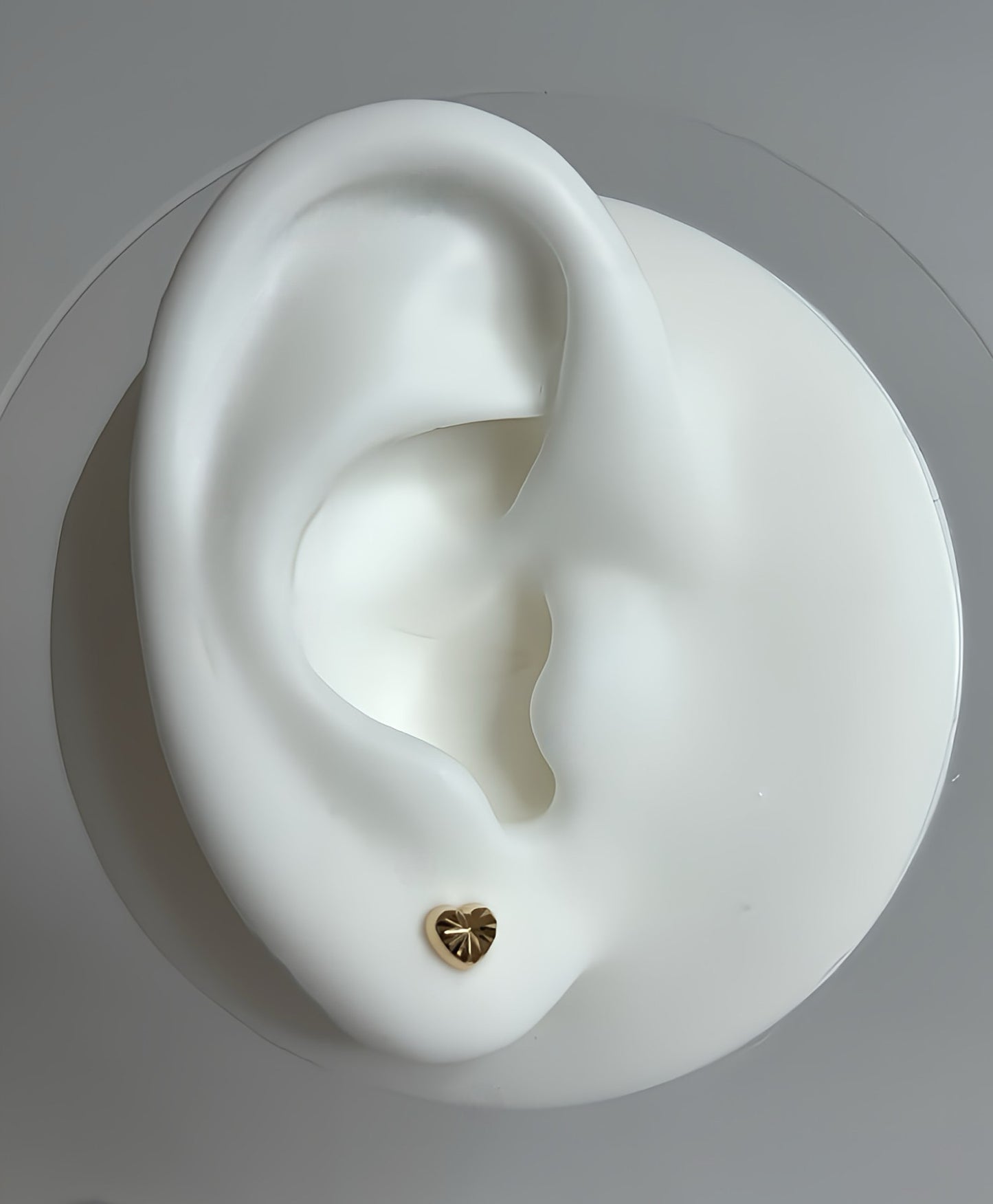Mini heart stud earrings
