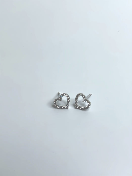 Zirconia frame heart earrings