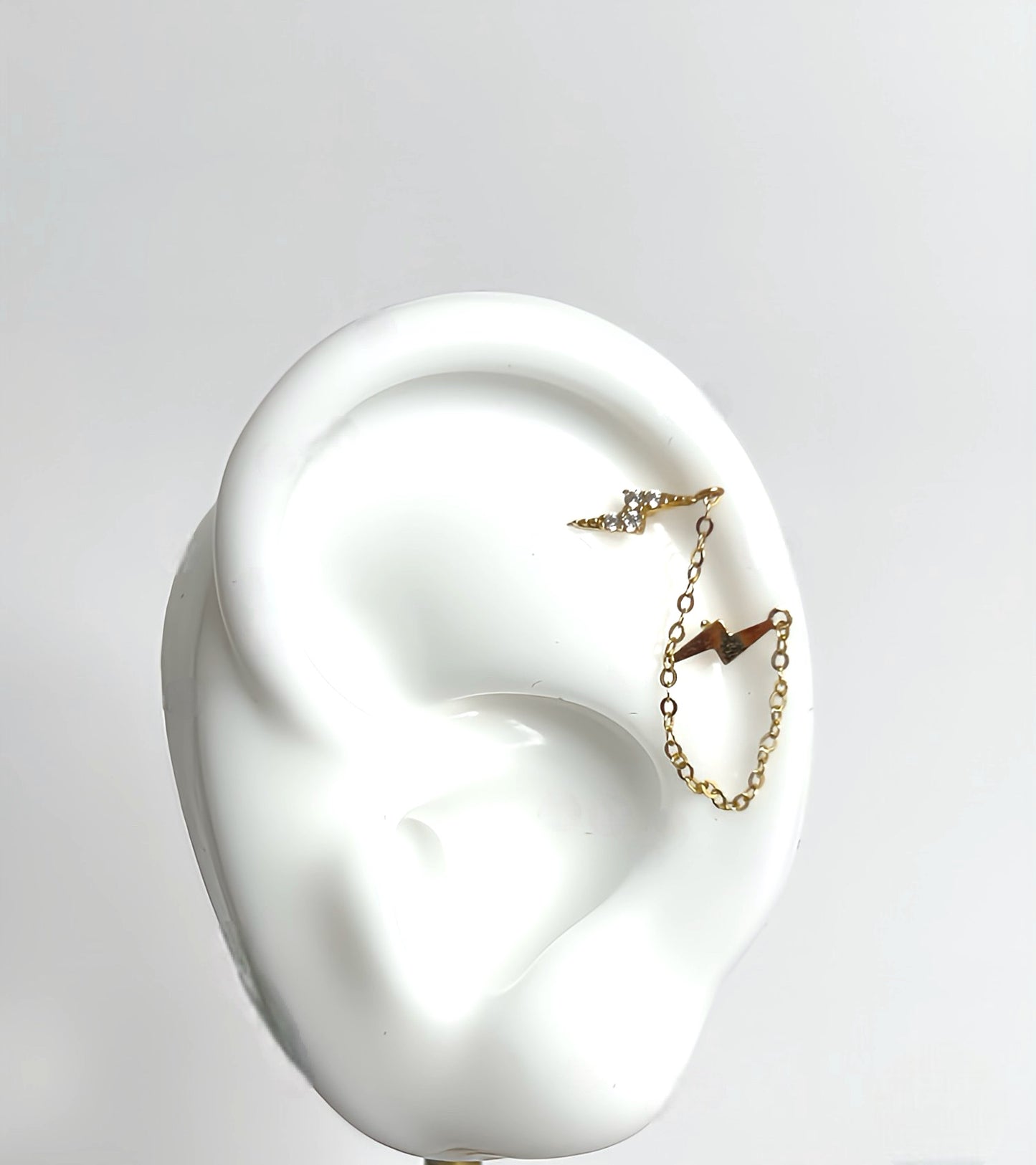Zirconia lighting mismatch drop stud earrings