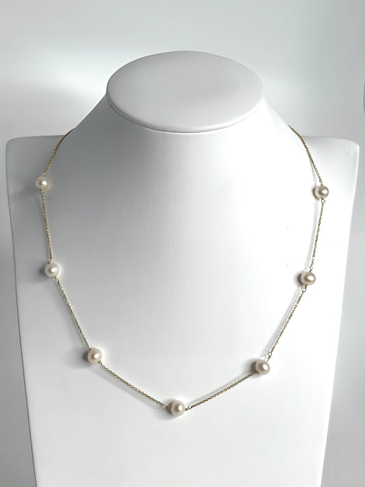 Pearl necklace